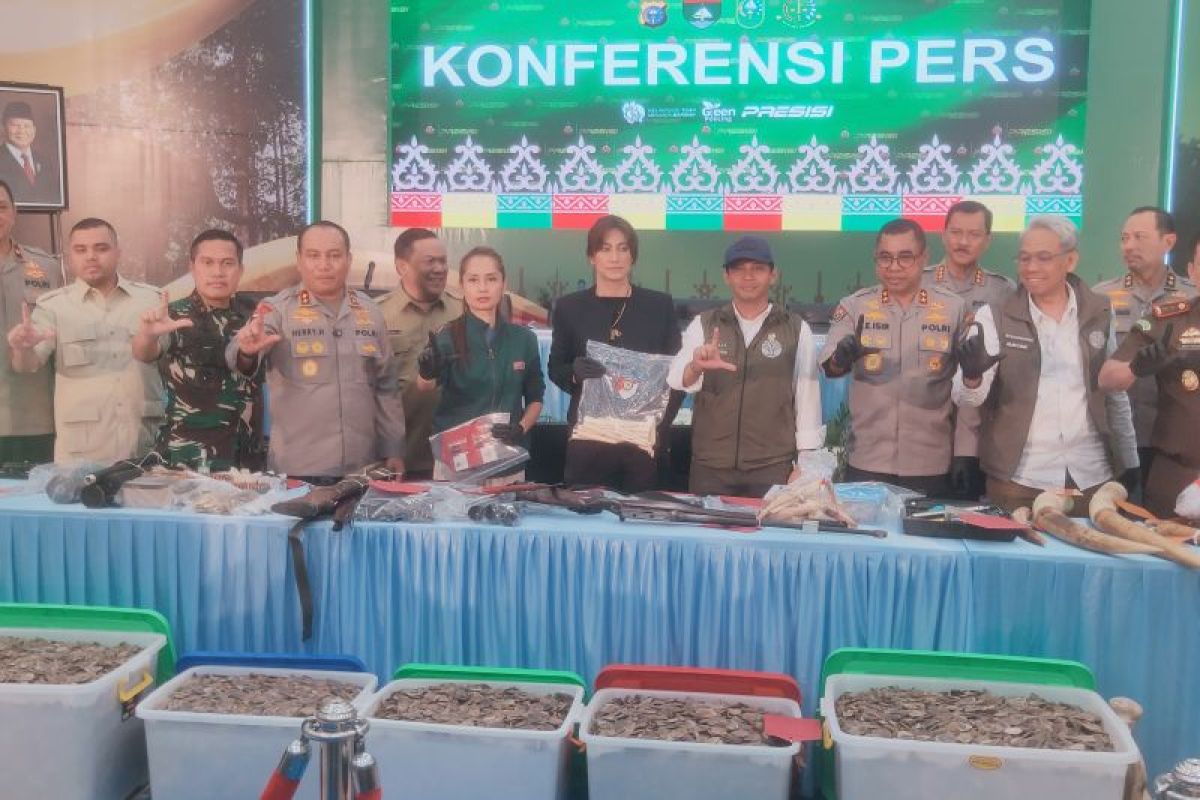 Polda Riau tetapkan 15 tersangka kasus kematian gajah kepala terpotong