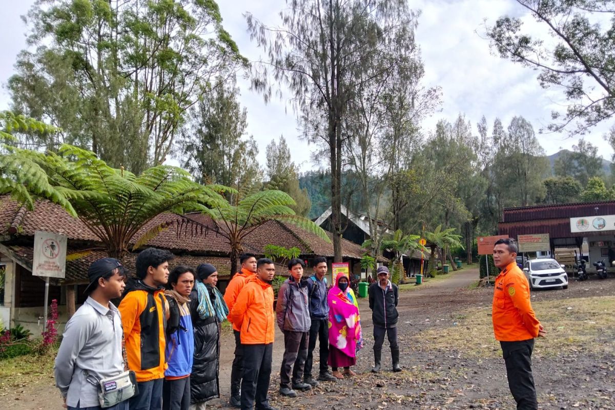 SAR Banyuwangi: Pencarian pendaki hilang di jalur Kawah Ijen diperluas