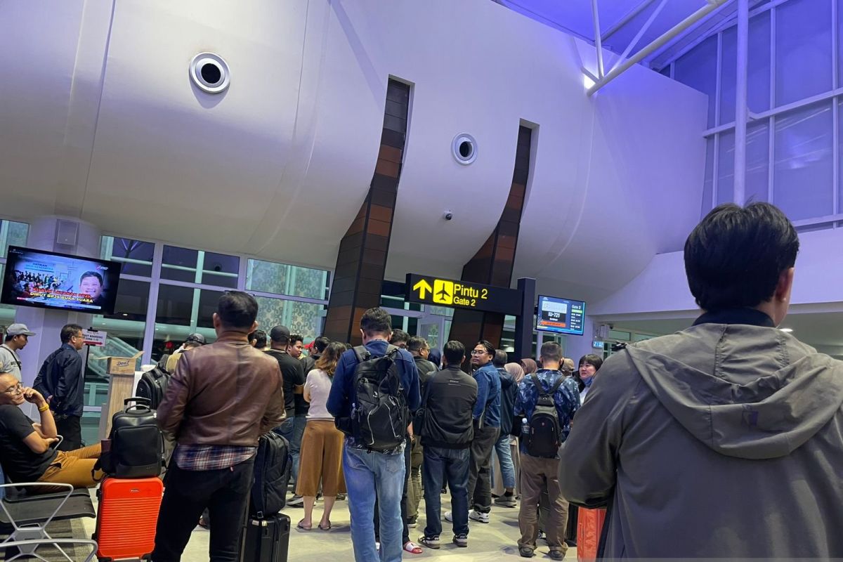 Penumpang Super Air Jet rute Lombok-Surabaya protes delay hampir 5 jam