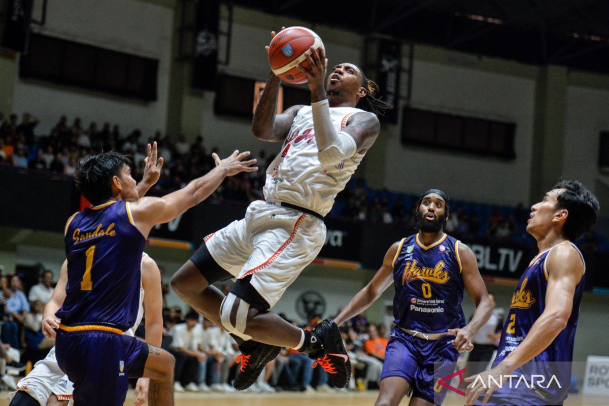 Pelita Jaya tekuk Hawks 91-67, perpanjang rekor tak terkalahkan