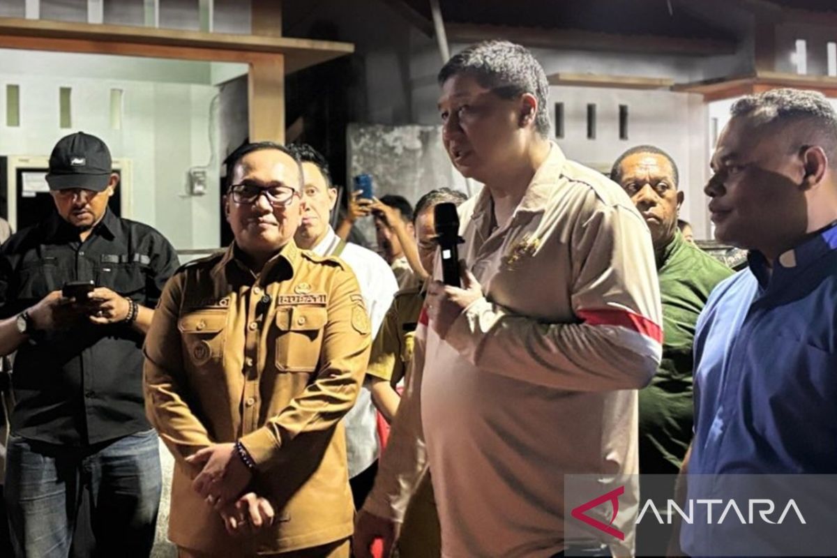 Menteri PKP bantu Rp500 juta untuk Gereja di Kubu Raya