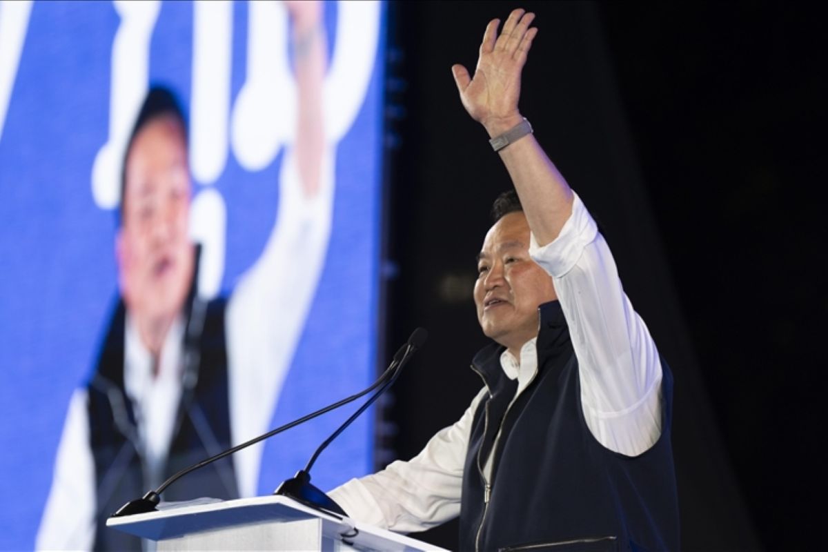 Partai Bhumjaithai menang telak pemilu Thailand, Anutin bentuk koalisi