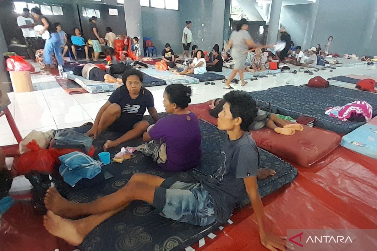 BPBD: 11 kepala keluarga terdampak banjir di Sitaro masih mengungsi