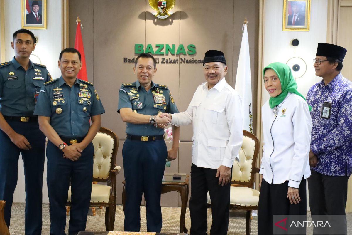 Baznas-TNI AL kolaborasi sediakan mudik gratis dengan kapal perang