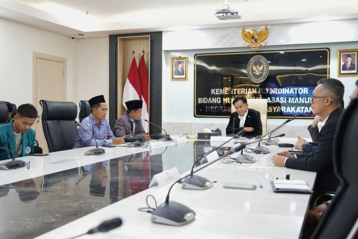 Yusril: llmu syariah penting dikembangkan terintegrasi dengan hukum