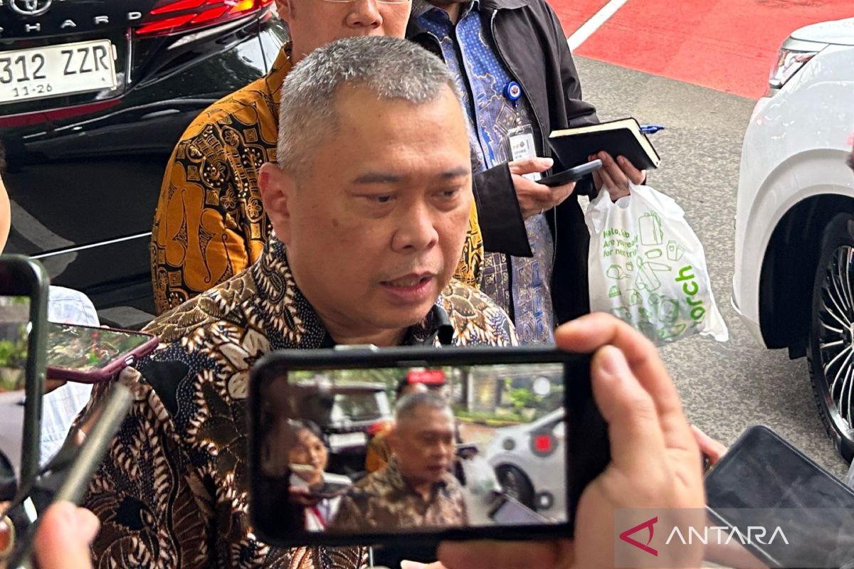 Menhub targetkan perbaikan jalan rusak rampung H-10 Lebaran