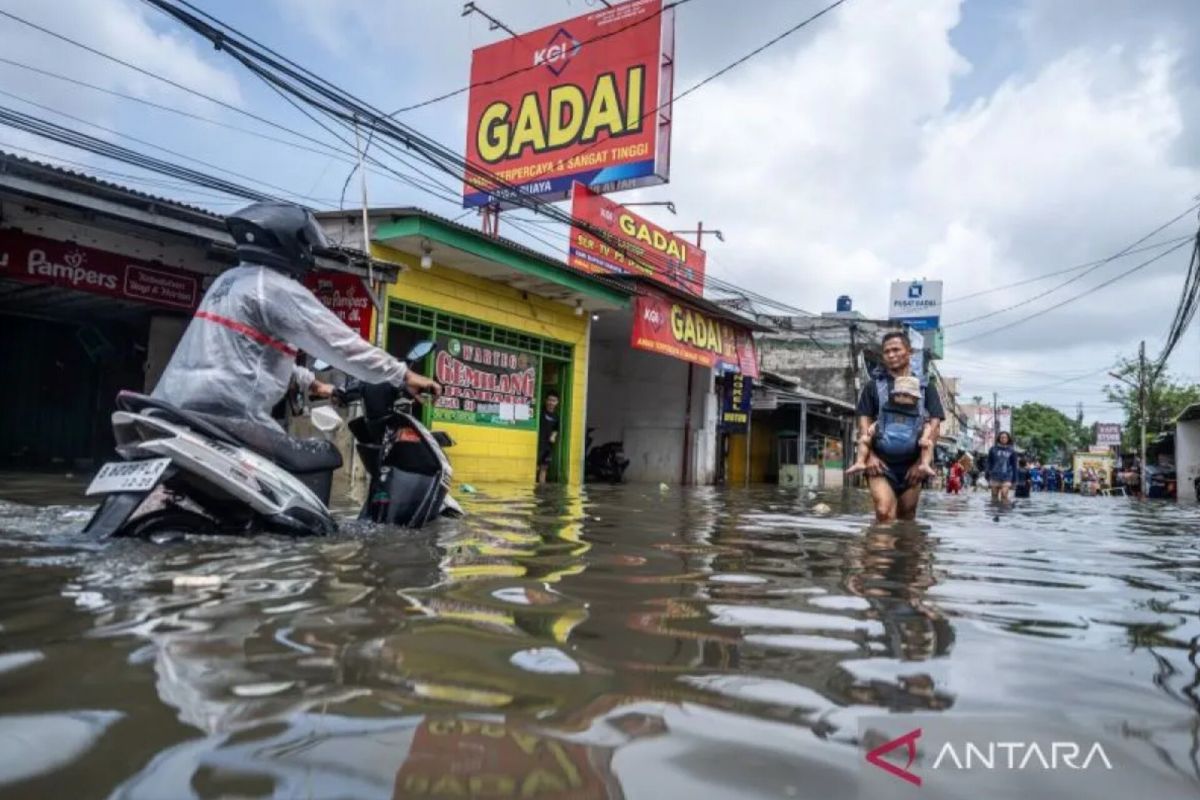 BPBD imbau warga pesisir Jakarta waspada banjir rob hingga 3 Februari