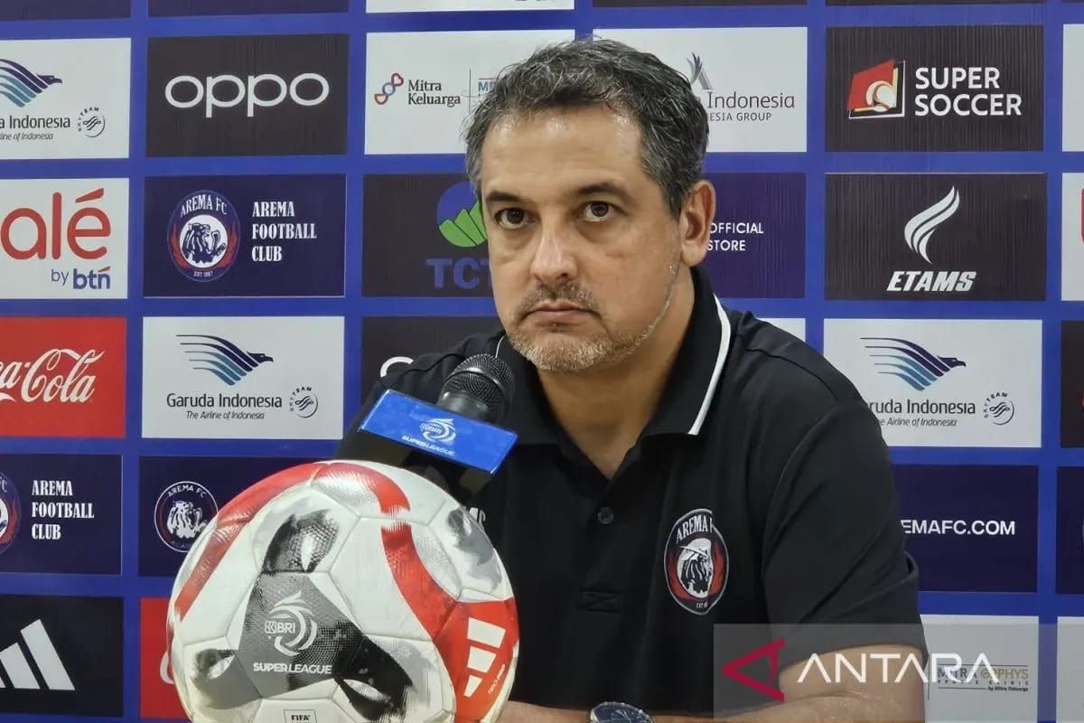 Pelatih Arema buka opsi pasang Hansamu dan Rio saat lawan Persijap