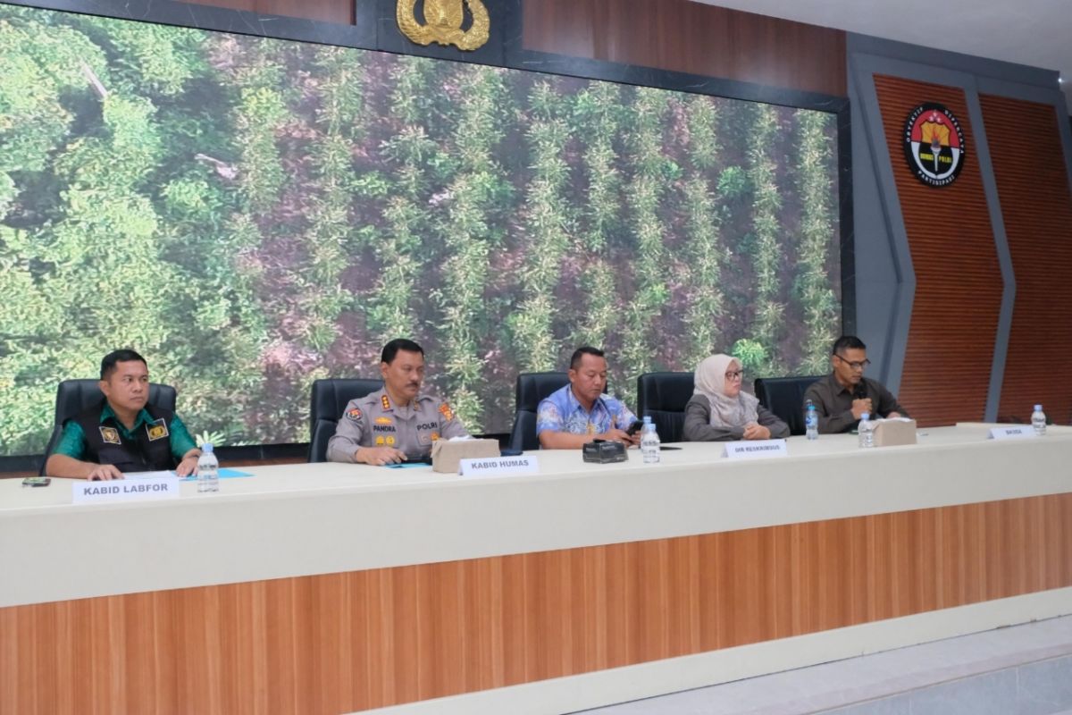 Polda Riau buru pelaku perburuan liar gajah yang mati ditembak