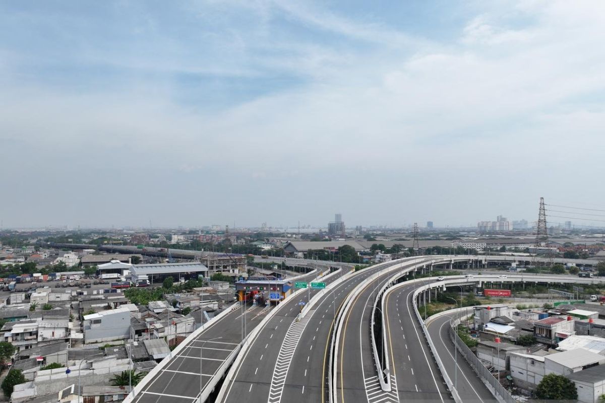 Pelindo efisiensi biaya logistik melalui optimalisasi JTCC