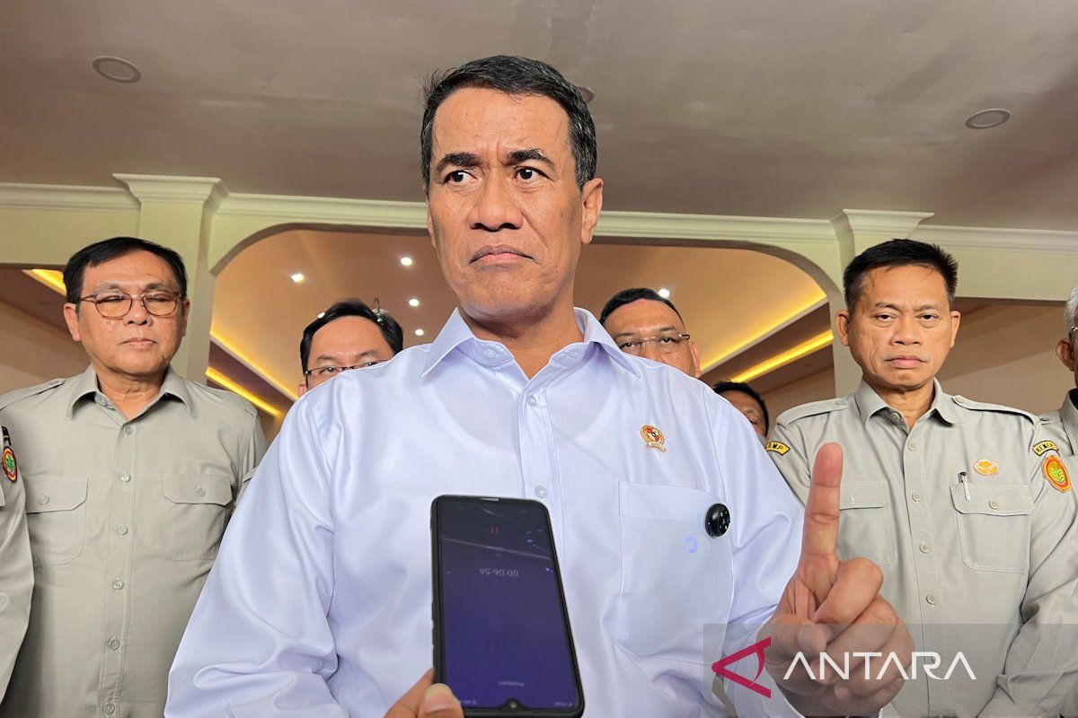 Mentan minta inventarisasi bantuan alsintan agar terpakai optimal