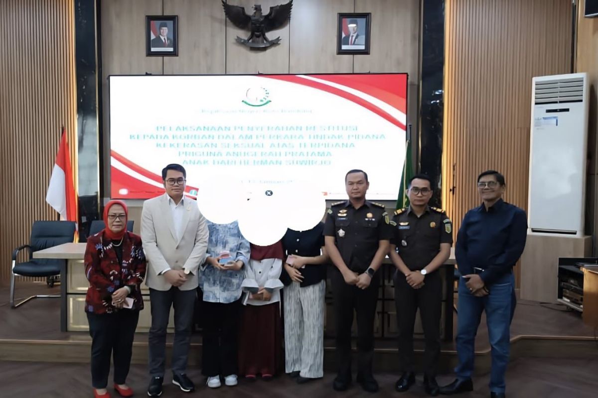 LPSK serahkan restitusi Rp137 juta ke korban dokter PAP di Bandung