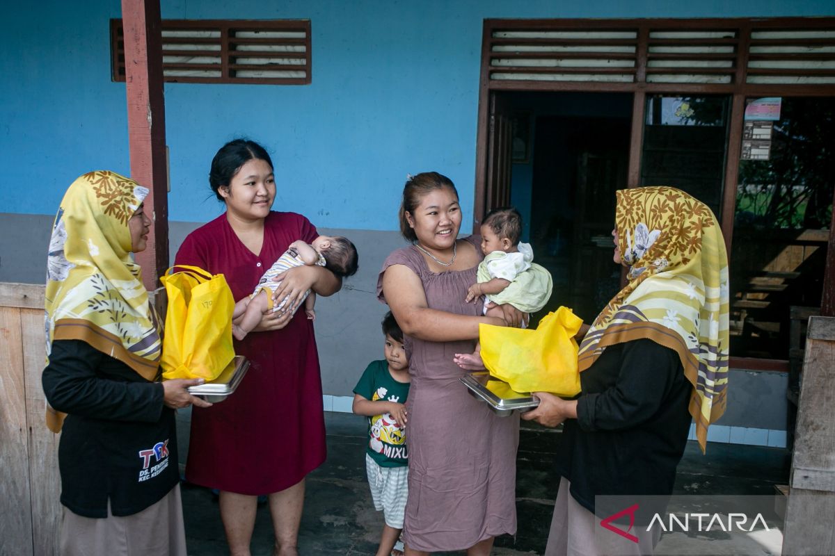Kiat jaga produksi ASI selama berpuasa bagi ibu menyusui
