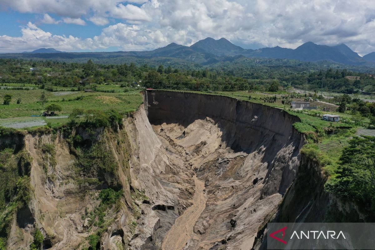 Periset BRIN ungkap penyebab sebenarnya dari "sinkhole" di Aceh Tengah