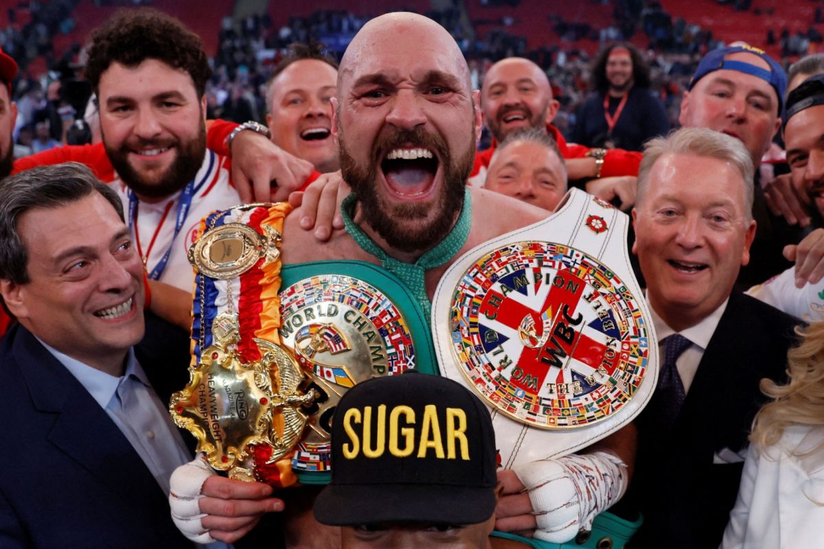 Tyson Fury antusias kembali ke ring, hadapi Makhmudov pada April