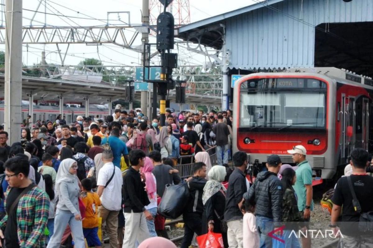 KAI perkuat peran sebagai "tulang punggung" transportasi urban