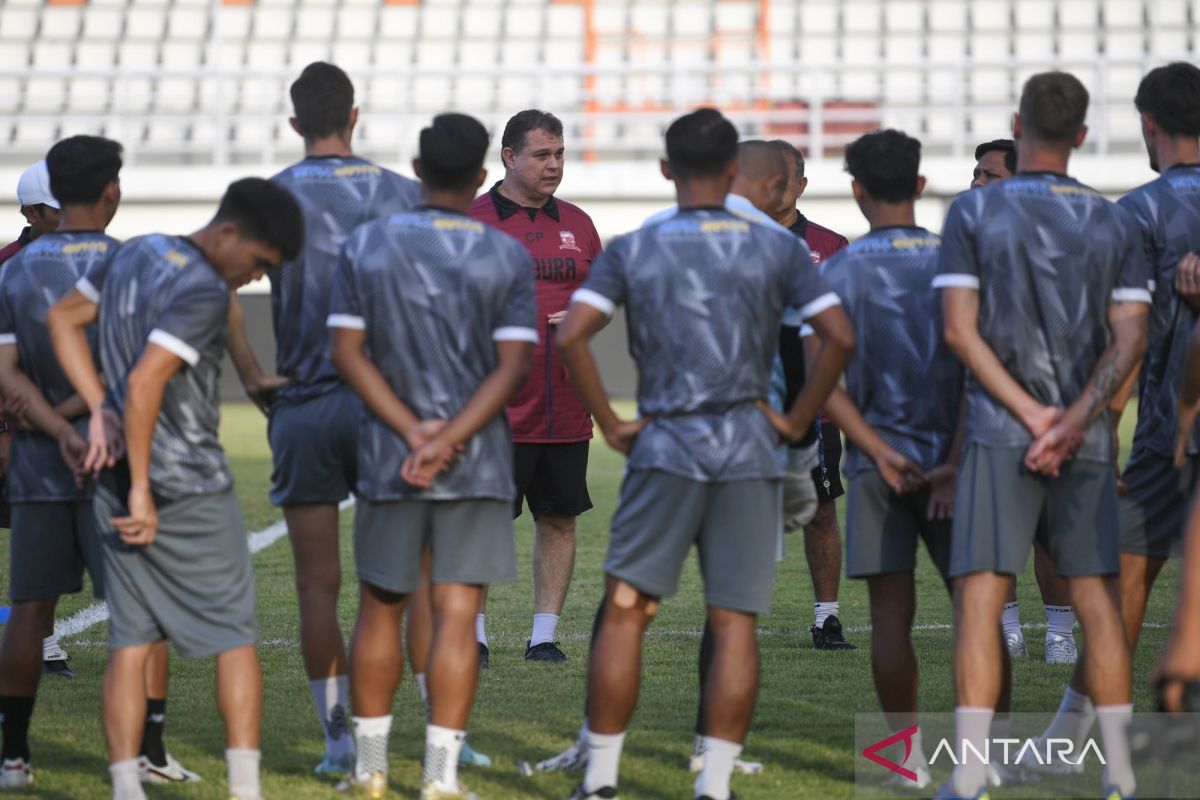 Madura United akan datangkan gelandang asing anyar
