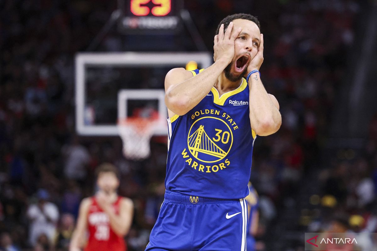 Stephen Curry absen minimal 10 hari lagi akibat cedera lutut