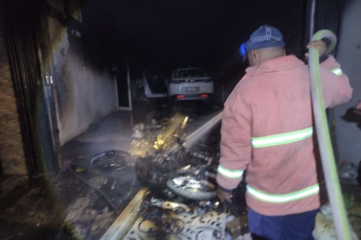 Polres Lamongan dalami kasus pembakaran rumah di Paciran