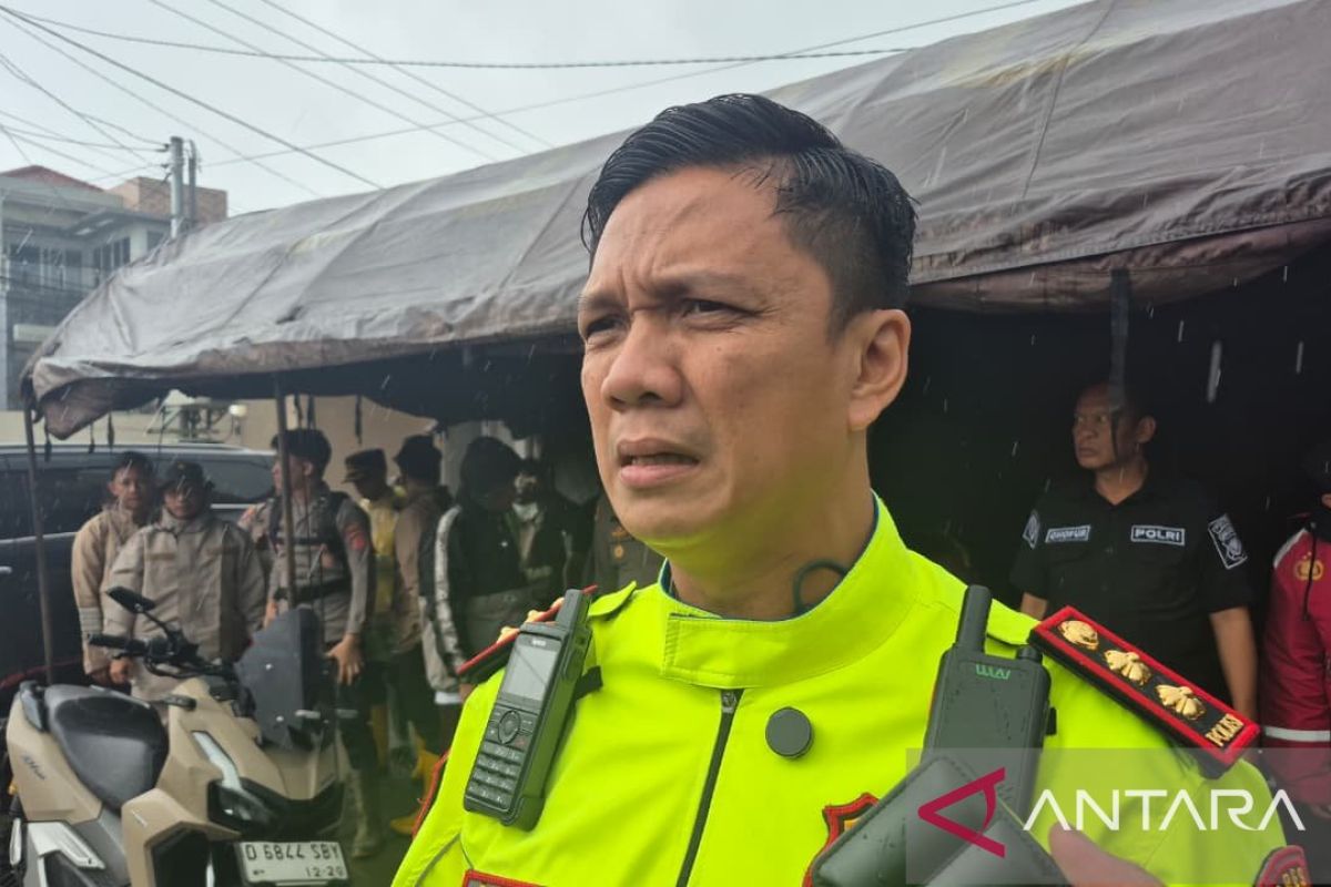 Polres Cimahi buka posko DVI untuk identifikasi korban longsor Cisarua