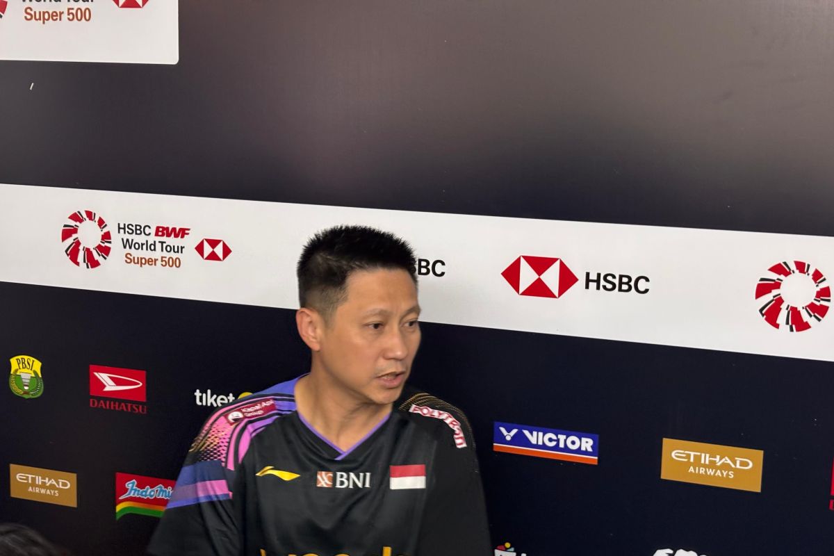 Indra Wijaya konfirmasi cedera pinggang Ginting bukan cedera kambuhan