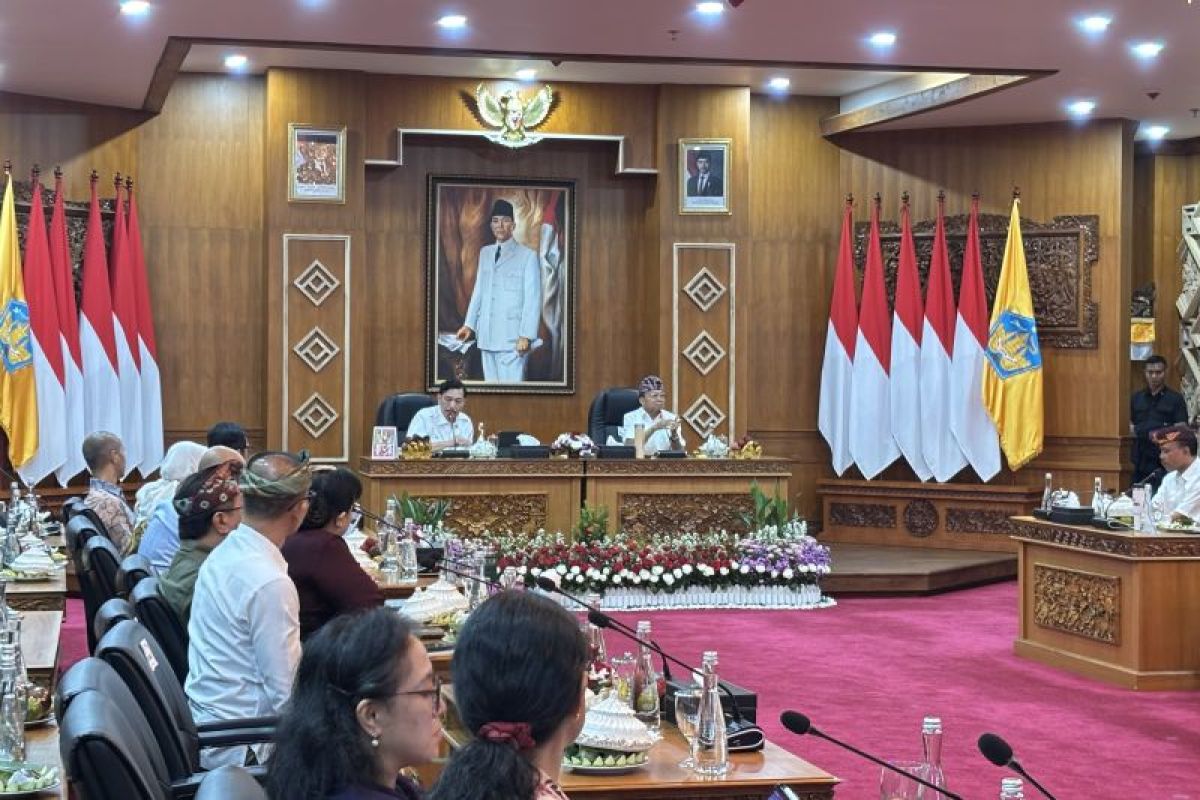Koster minta bantuan Luhut agar Bali dapat insentif buat infrastruktur