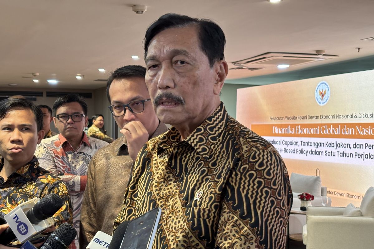 Luhut: Keputusan Prabowo soal Martabe bebas intervensi