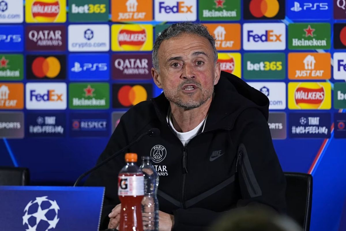 Enrique tak mau PSG lengah di leg kedua lawan Chelsea