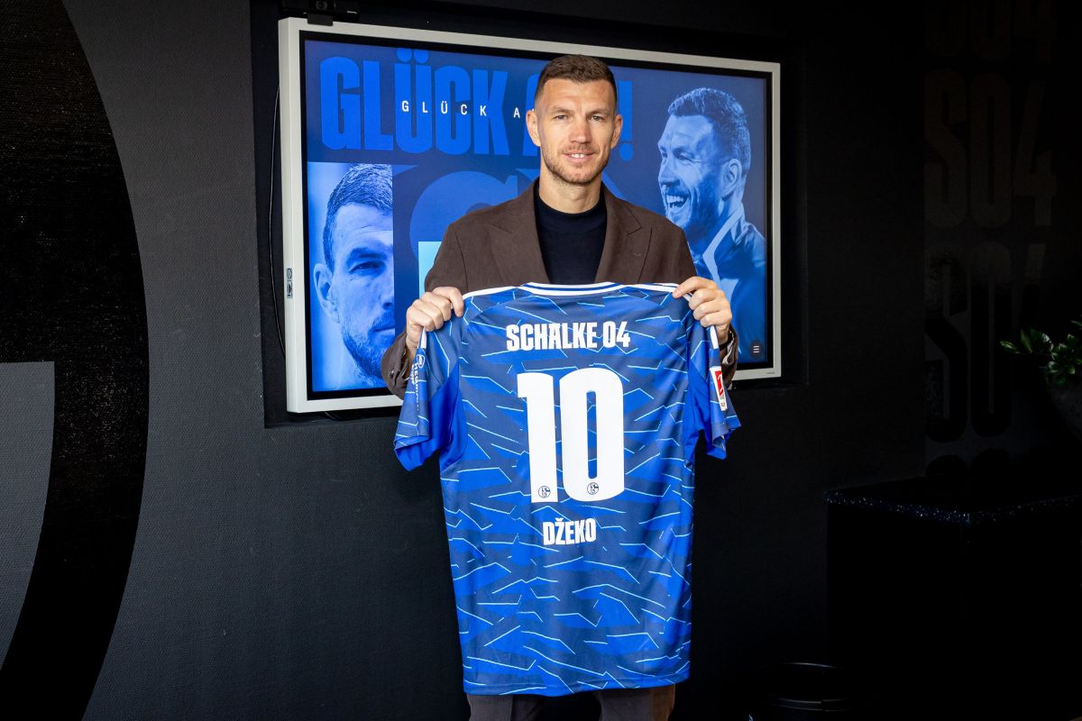 Edin Dzeko memang hanya ingin ke Schalke
