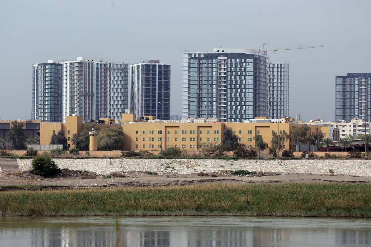 Serangan drone hantam Kedutaan Besar AS di Baghdad dan picu kebakaran