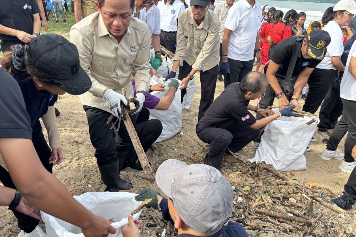 KLH tetapkan tersangka terkait pengelolaan sampah di TPA Suwung Bali