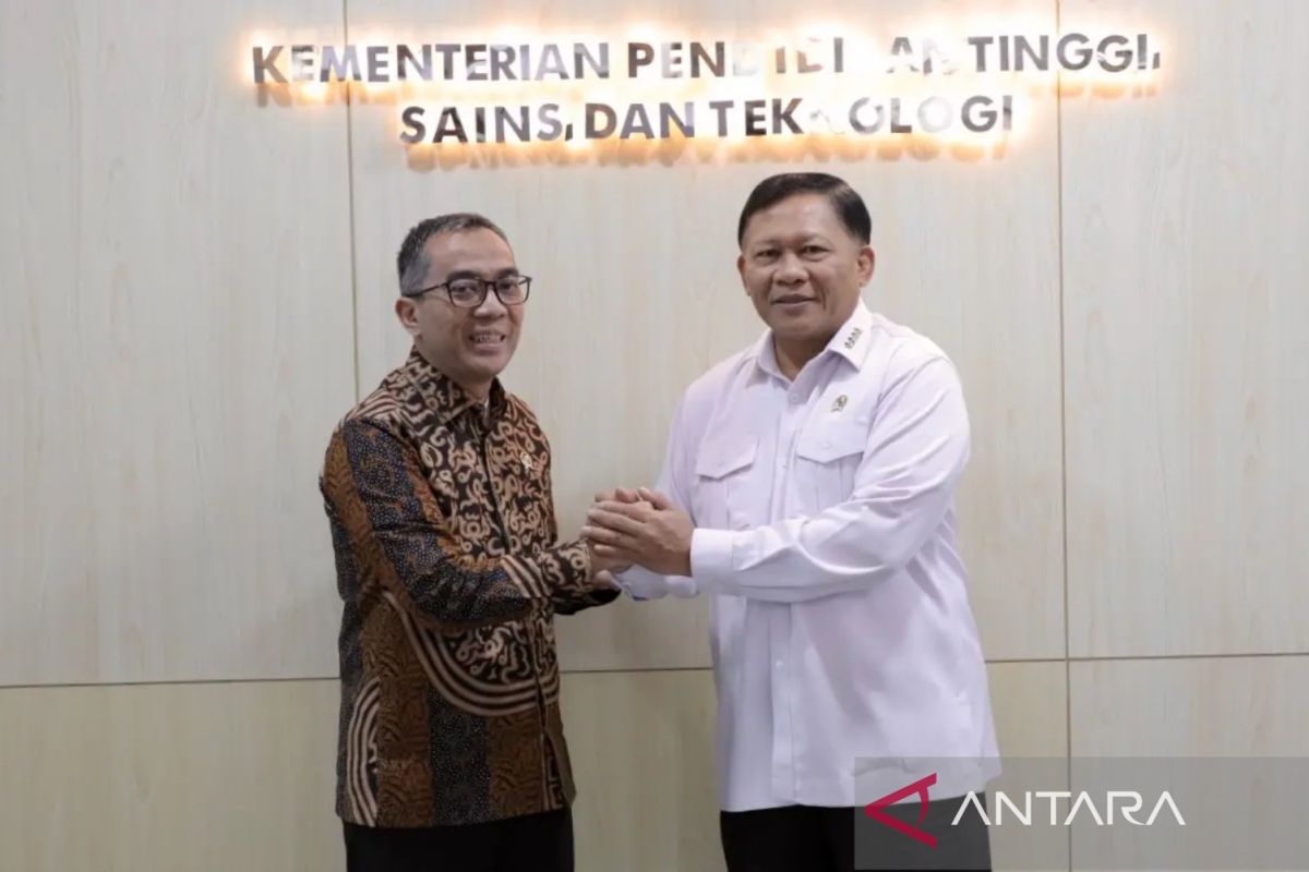 Mendiktisaintek-BOPPJ kolaborasi bangun tanggul laut berbasis sains