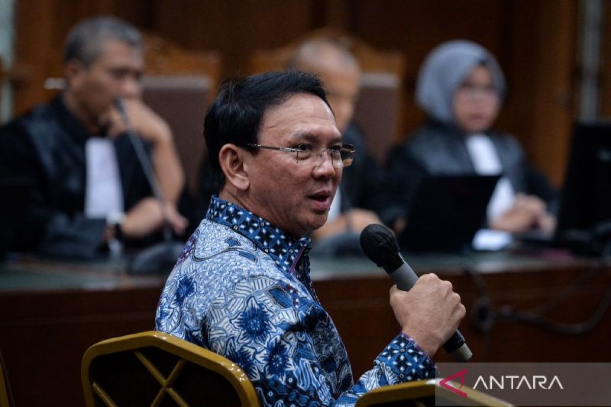 Kelakar di sidang korupsi minyak, Ahok: Aku juga pernah dipenjara