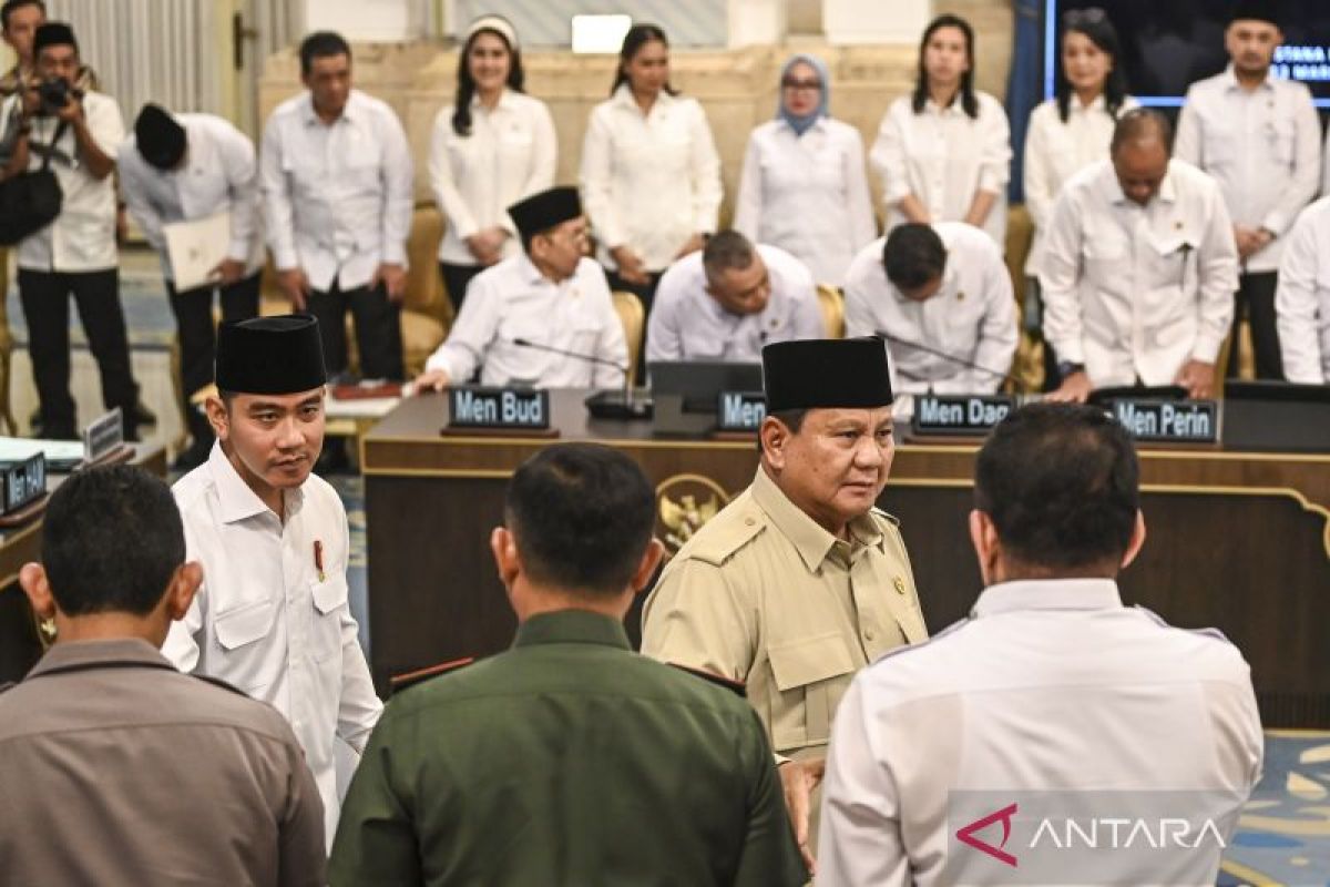 Krisis global, Prabowo dorong penghematan BBM dan pertimbangkan WFH