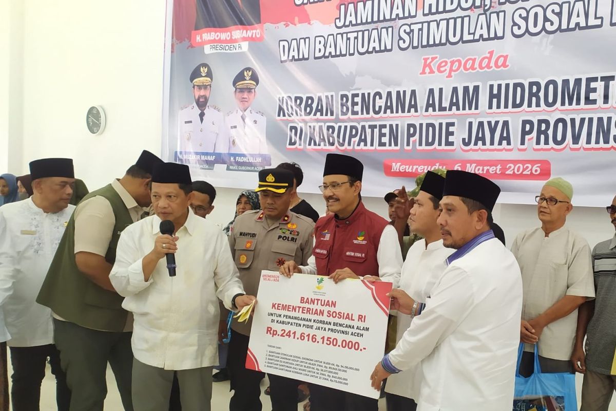 Kemensos serahkan bantuan Rp241 miliar untuk korban bencana Pidie Jaya