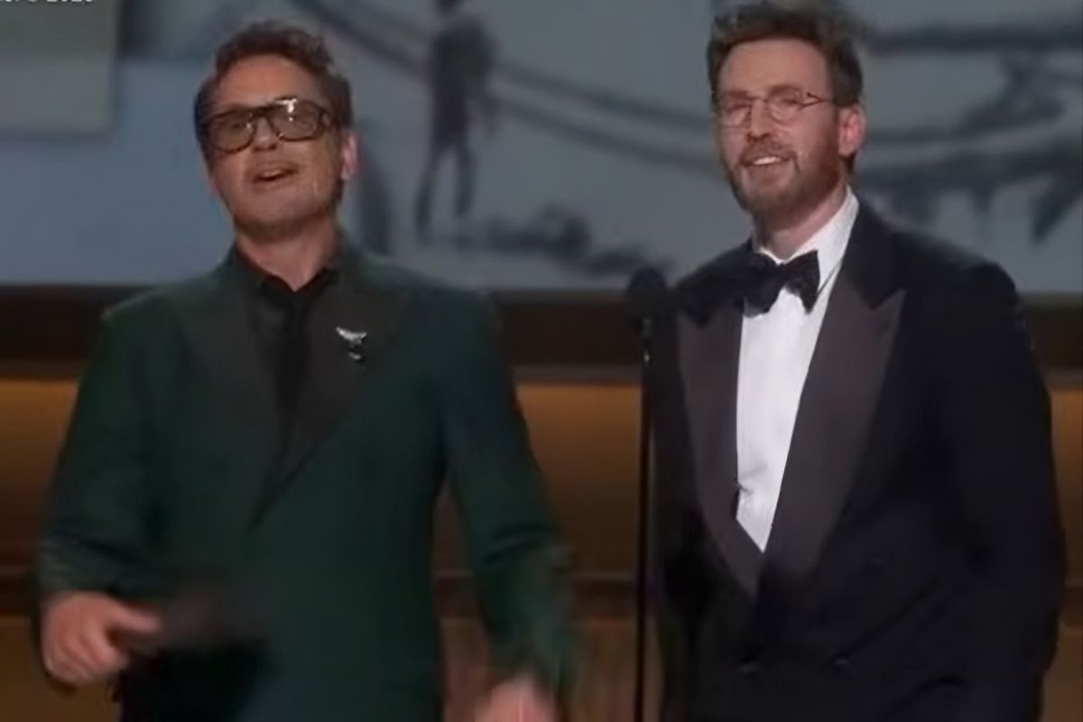 Momen Robert Downey Jr dan Chris Evans reuni di panggung Oscar 2026