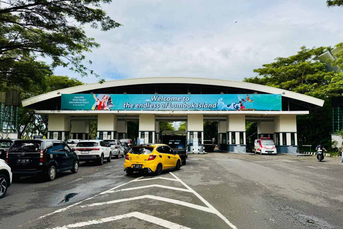 Angkasa Pura lakukan penyesuaian tarif parkir di Bandara Lombok