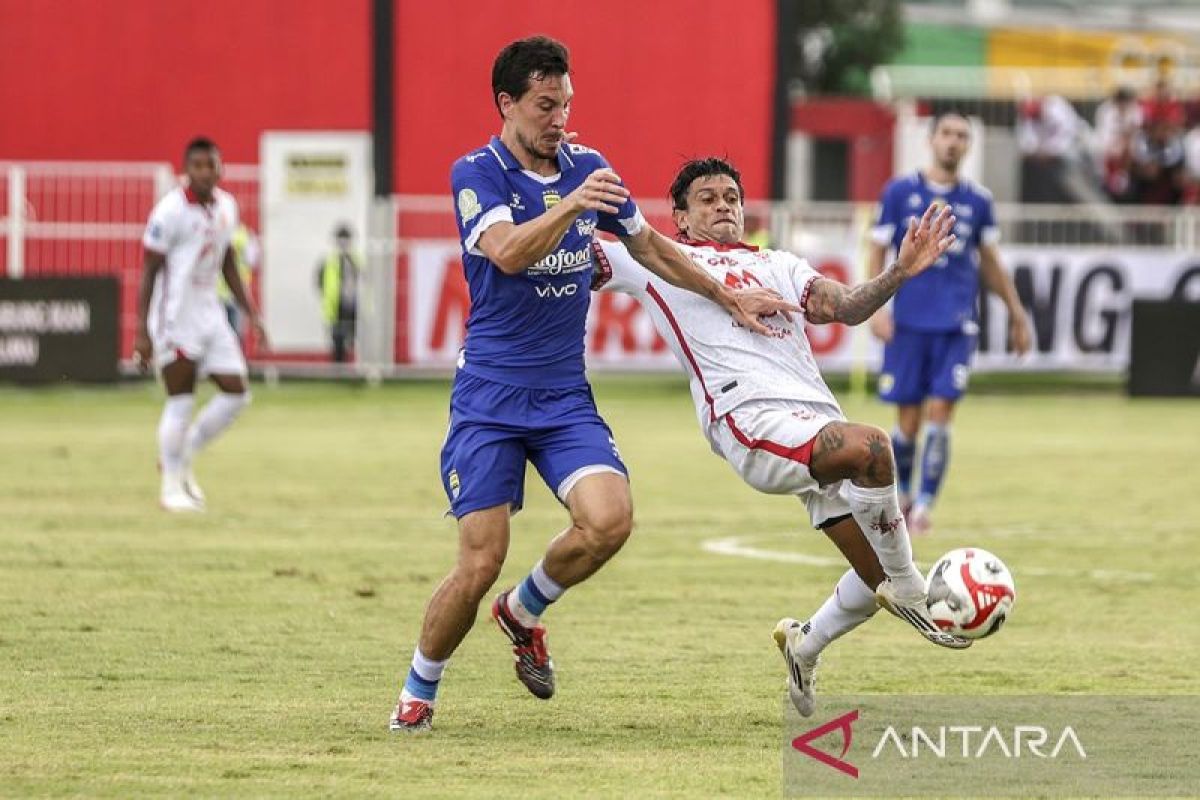 Jadwal Super League: Persib jamu Malut United, Persija jumpa Arema FC