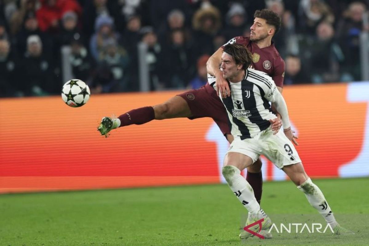 Dusan Vlahovic dikabarkan buka peluang bertahan di Juventus