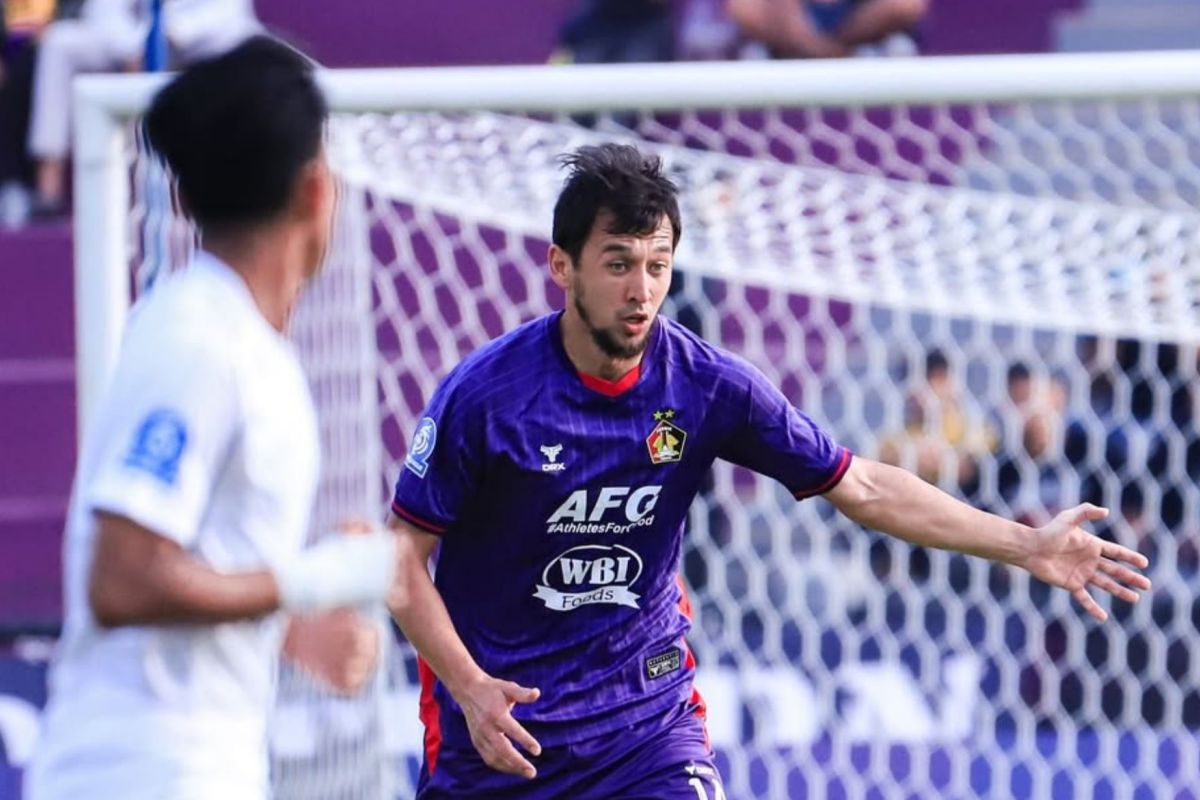 Persik Kediri umumkan berpisah dengan Khursidbek Mukhtarov