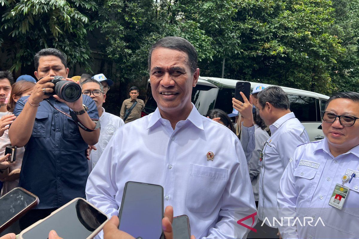 Mentan Amran sebut keberadaan MBG stabilkan harga telur ayam