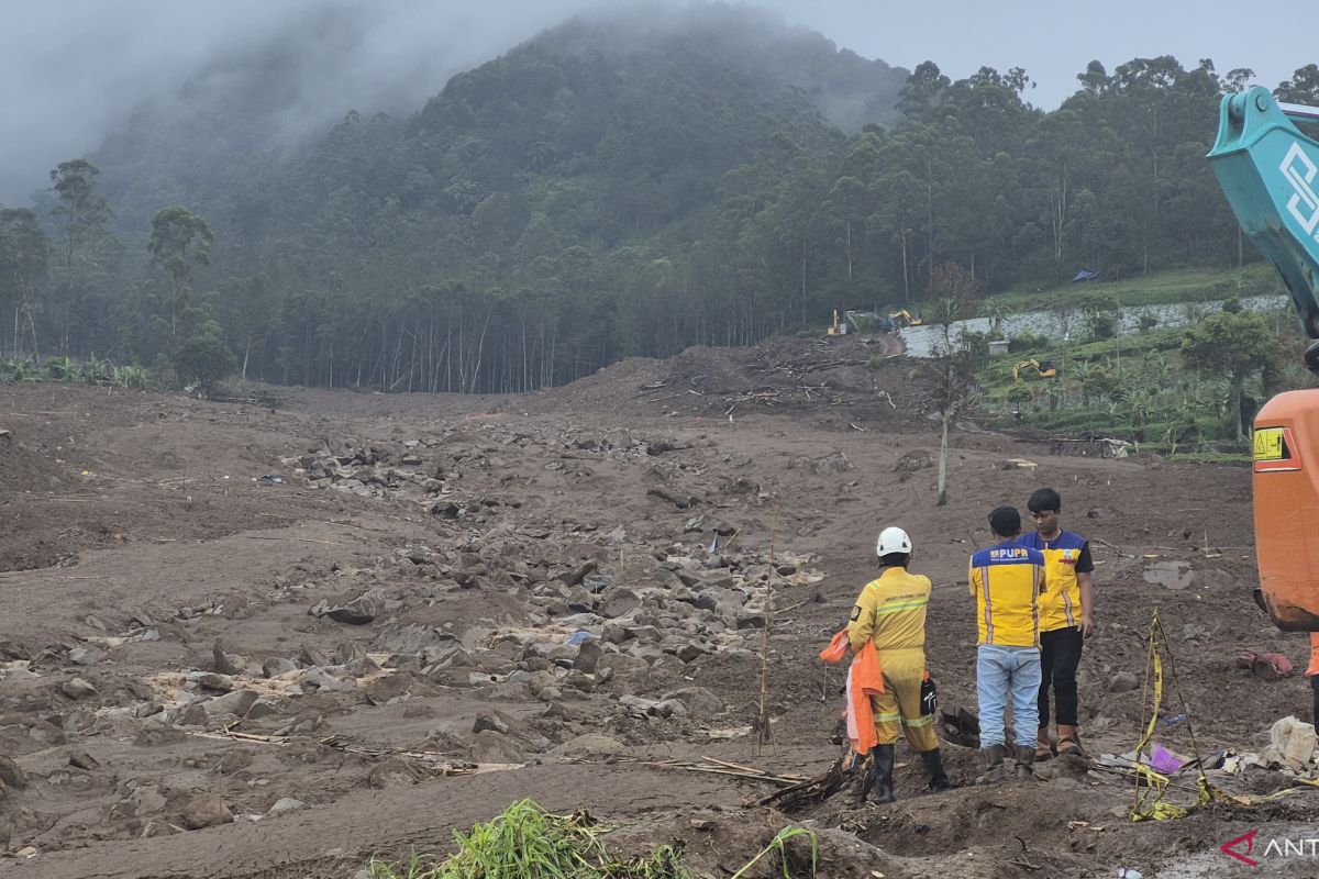 SAR evakuasi total 101 kantong jenazah korban longsor Cisarua