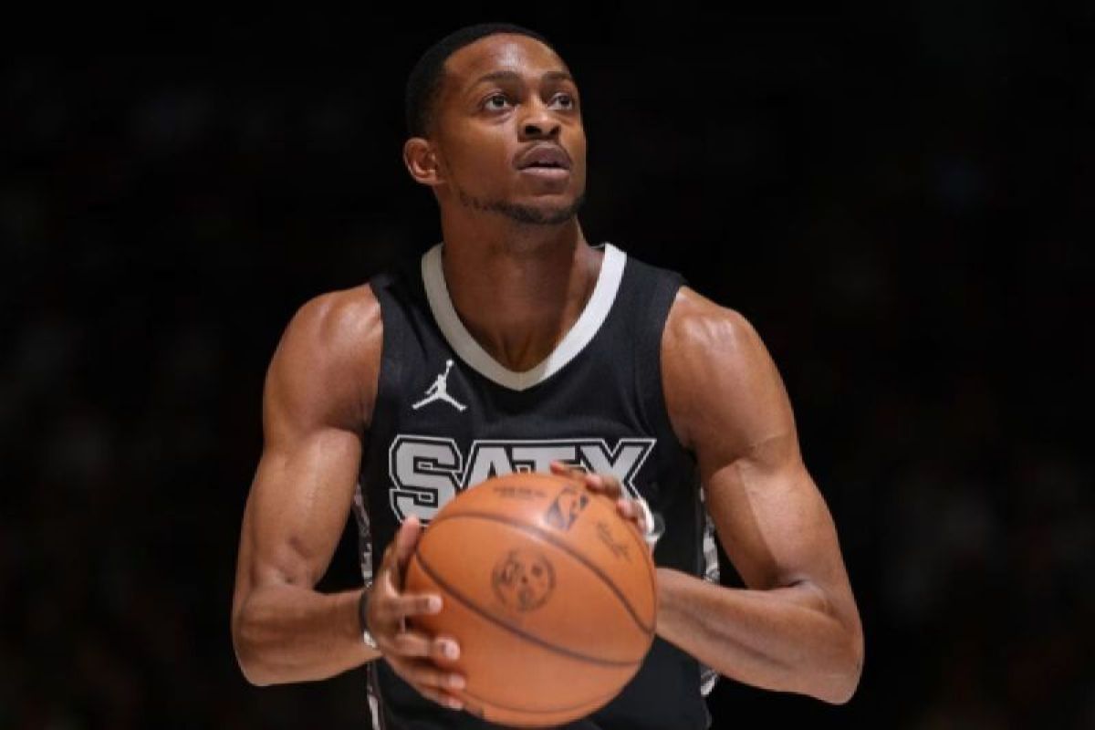 Spurs perpanjang rekor 10 kemenangan beruntun usai tundukkan Raptors