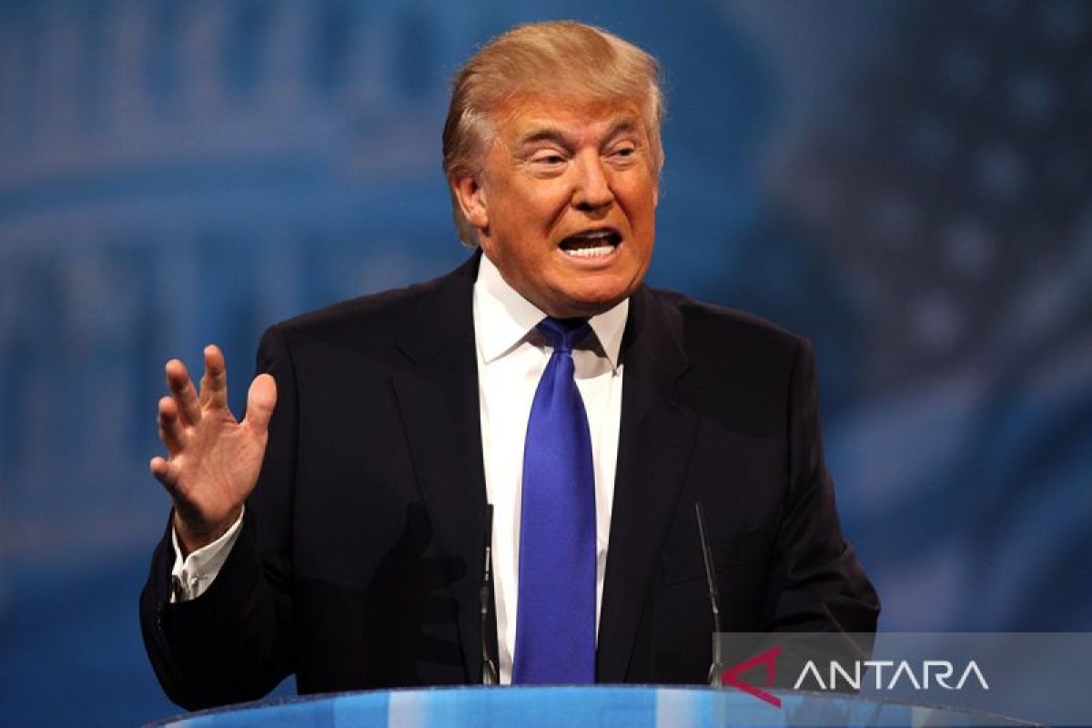 Hoaks! DPR AS lengserkan Donald Trump dari kursi kepresidenan