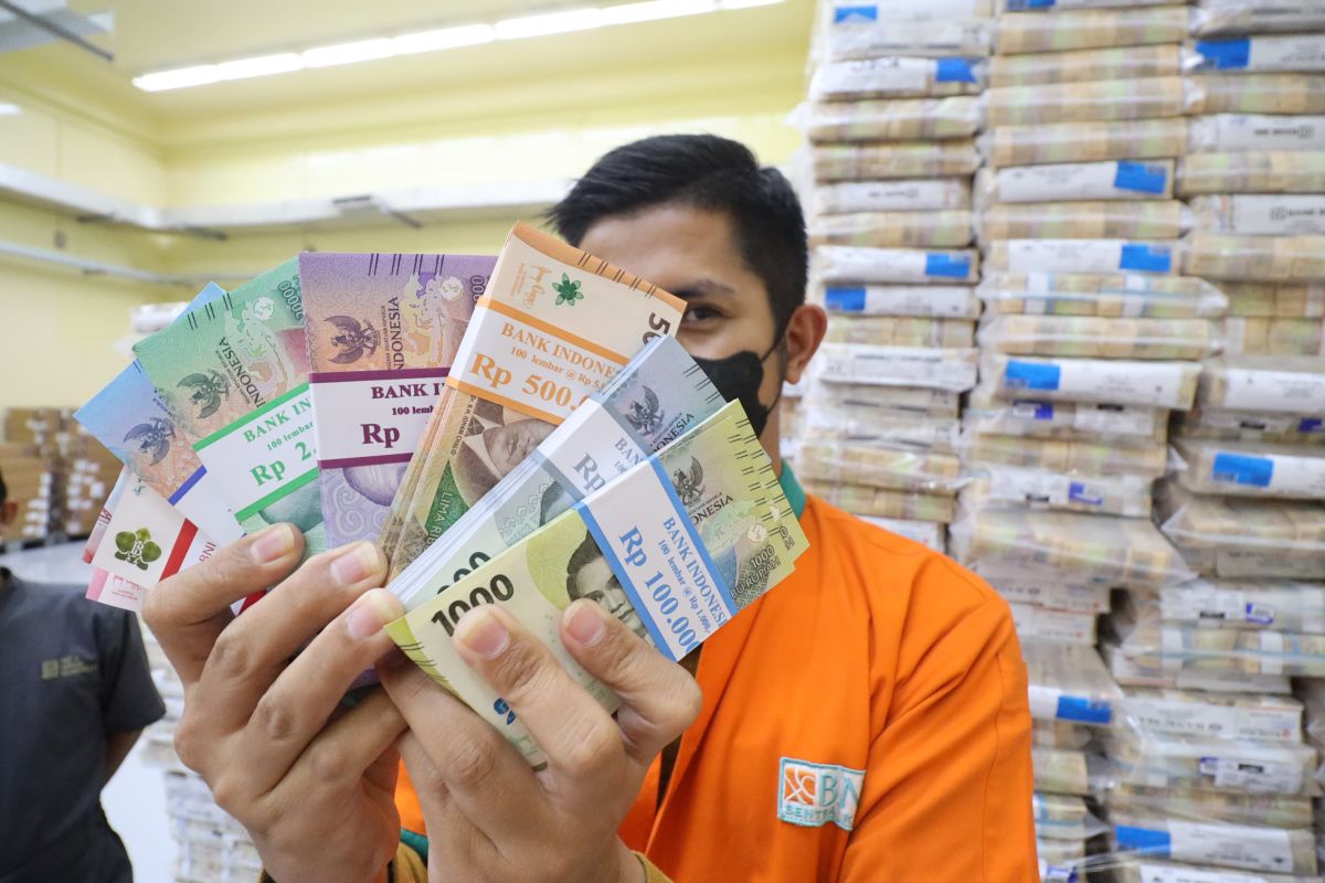BI sediakan layanan penukaran uang baru di dua stasiun di Semarang