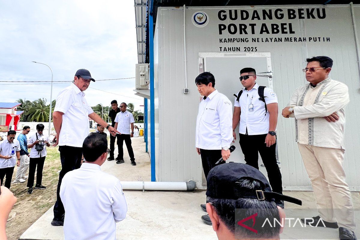 Trenggono geram, minta infrastruktur KNMP Lombok Timur dibenahi