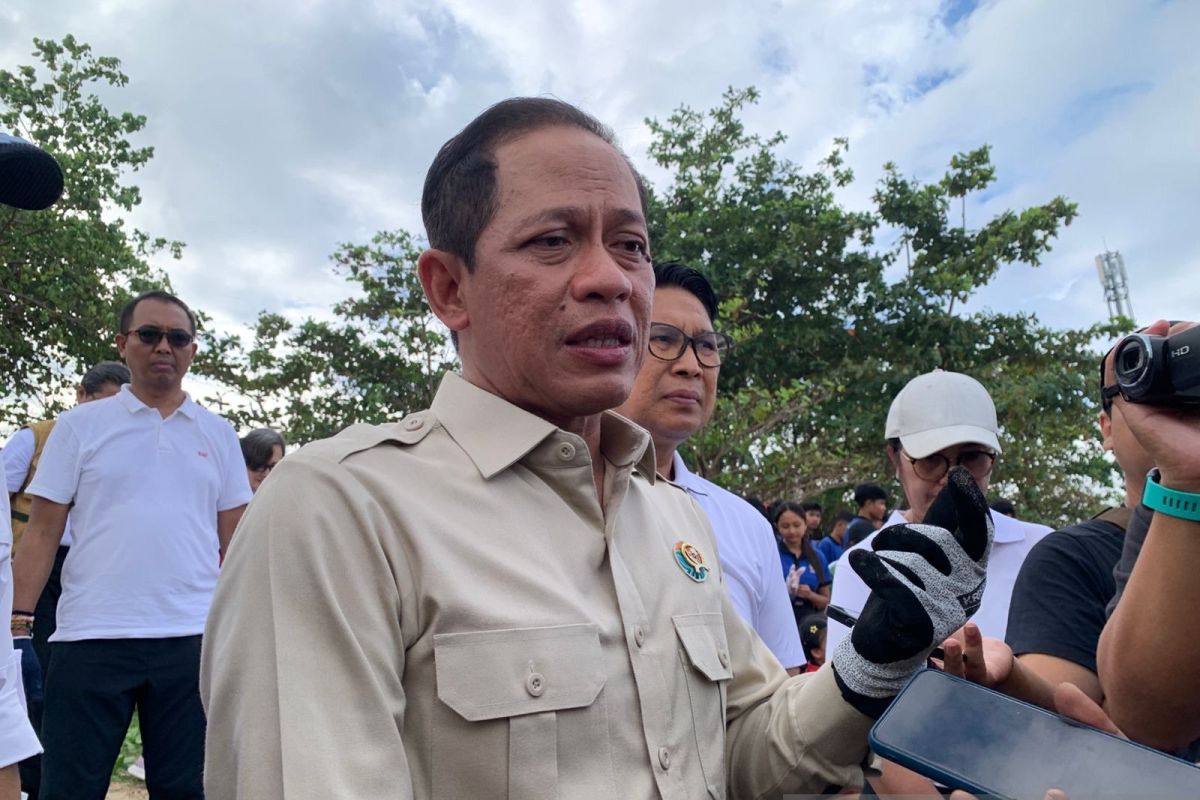 Menteri LH minta intensifkan pemilahan tekan sampah organik di TPA