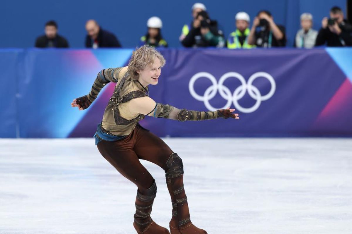 Ilia Malinin pimpin klasemen seluncur indah Olimpiade Musim Dingin