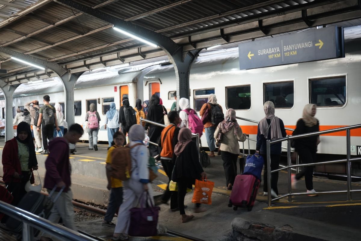 Daop Jember operasikan satu kereta tambahan untuk angkutan Lebaran
