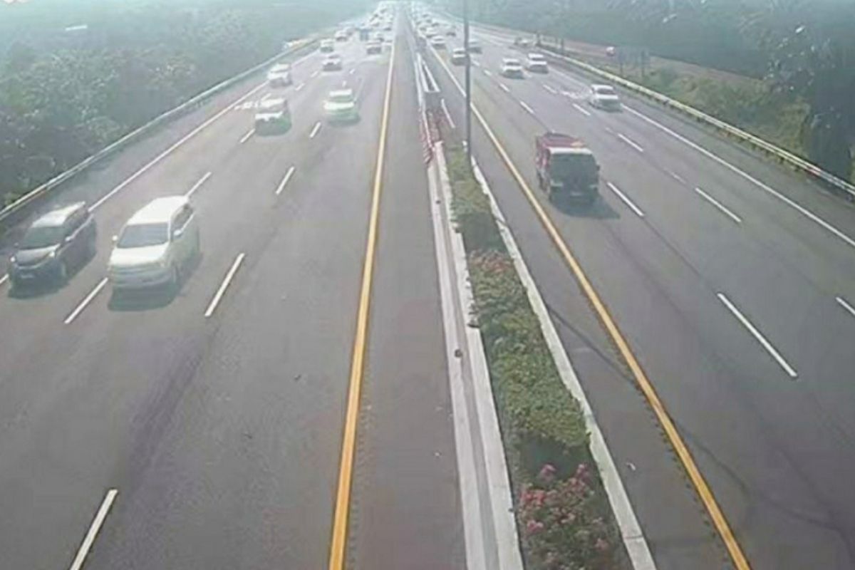 Rekayasa lalu lintas one way tahap I mulai diterapkan di Tol Cipali